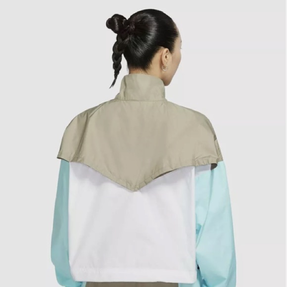 NWT Nike Sportswear Icon Clash Woven Anorak Wind Crop Jacket - Picture 2 of 14
